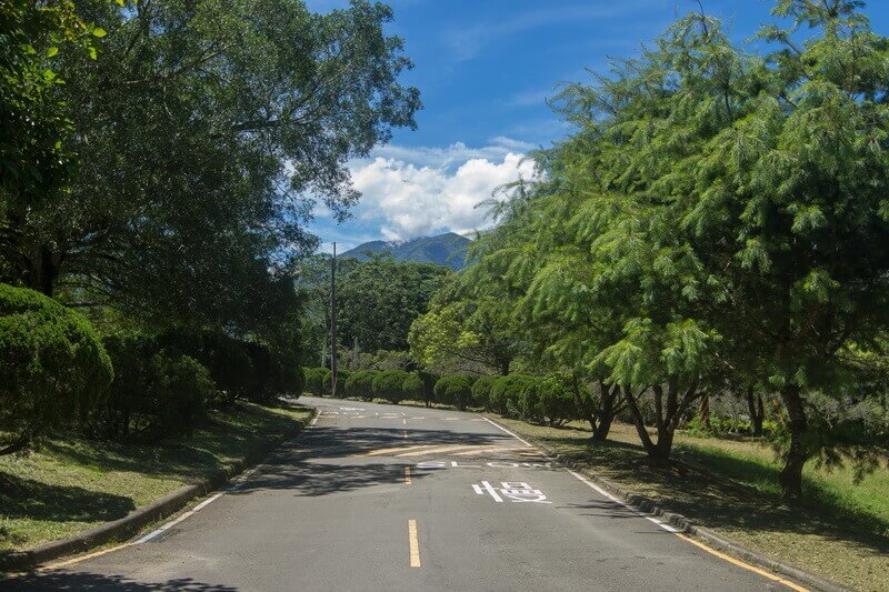 日月潭景點-三育基督學院